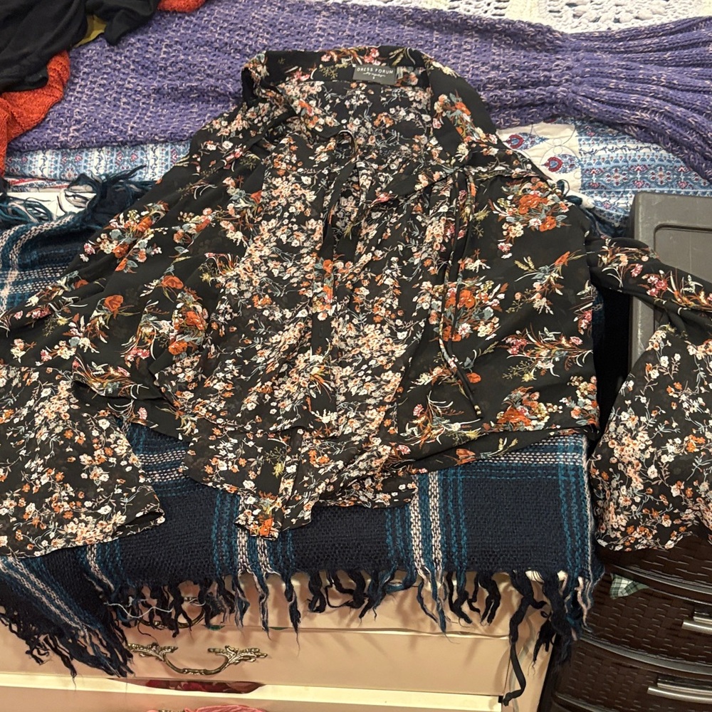 Dress Forum Black Floral Top